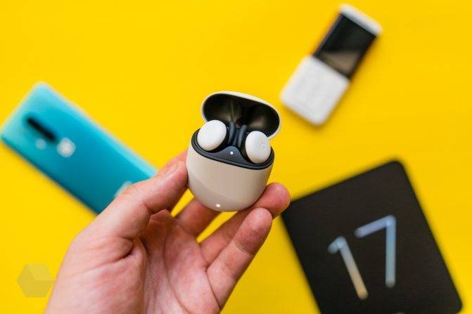 Обзор google pixel buds — умных беспроводных наушников с переводчиком
