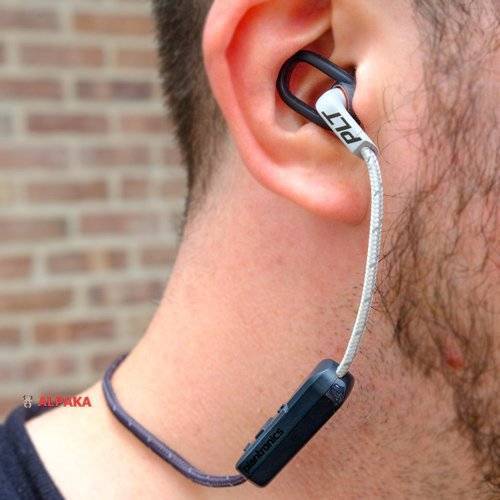 Обзор спортивной гарнитуры plantronics backbeat fit 305