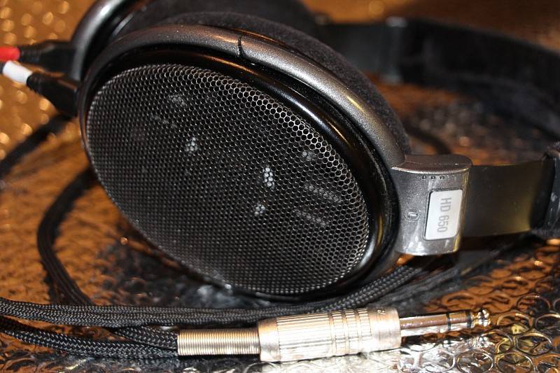 Sennheiser hd 239: сильные басы для эффекта подавления | headphone-review.ru все о наушниках: обзоры, тестирование и отзывы