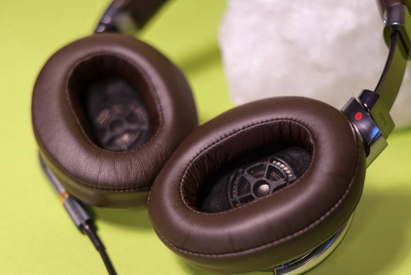 Sony mdr-7520 
 headphones review