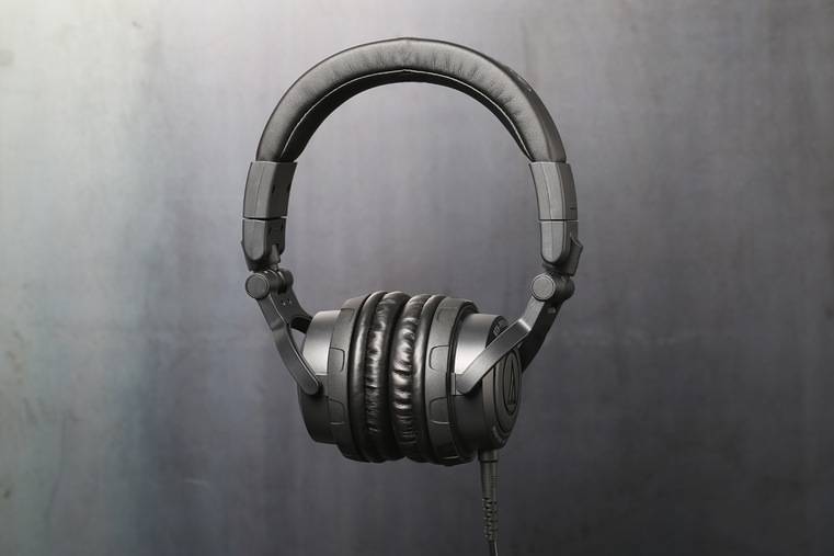 Audio-technica ath-pro 500 не лыком шиты | headphone-review.ru все о наушниках: обзоры, тестирование и отзывы