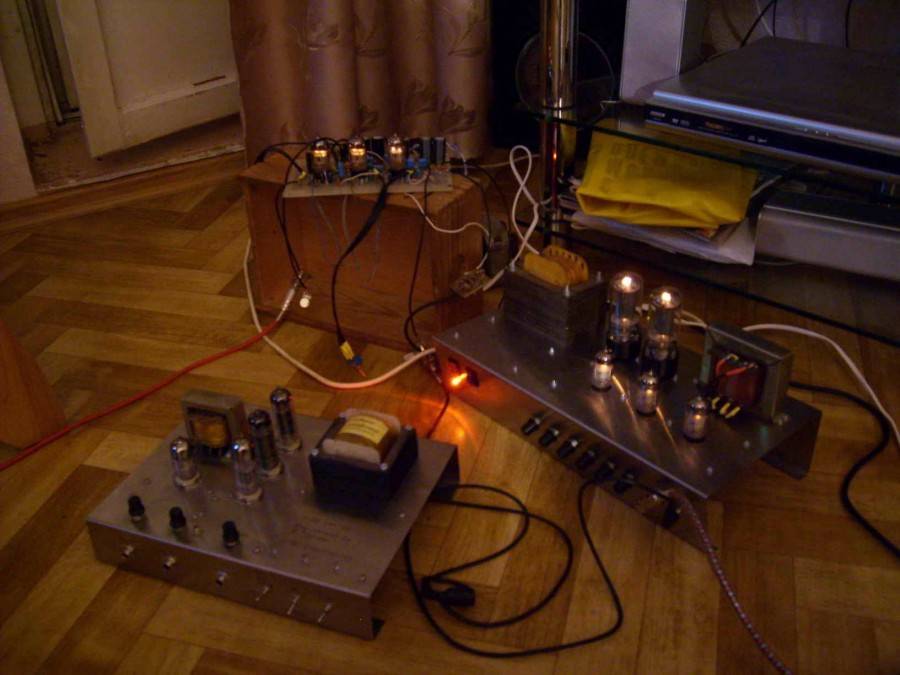 Гитарный усилитель ламповый или транзисторный