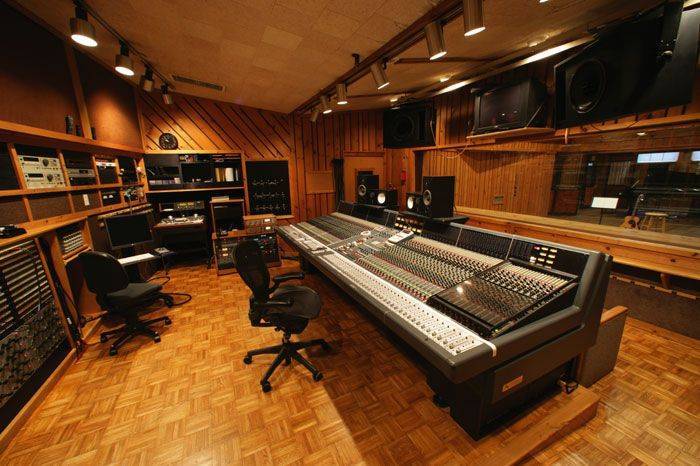 Как открыть студию звукозаписи. стоимость оборудования для студии звукозаписи