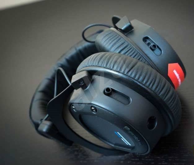 Beyerdynamic custom game headset review: rich bass for a price