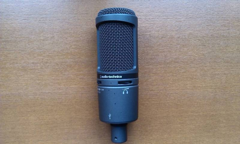 Apogee mic plus vs audio-technica atr2100x-usb