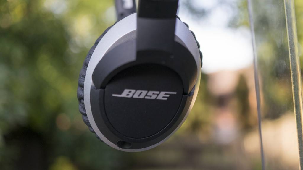 Bose oe2 — мобильная музыка ещё никогда не была такой приятной