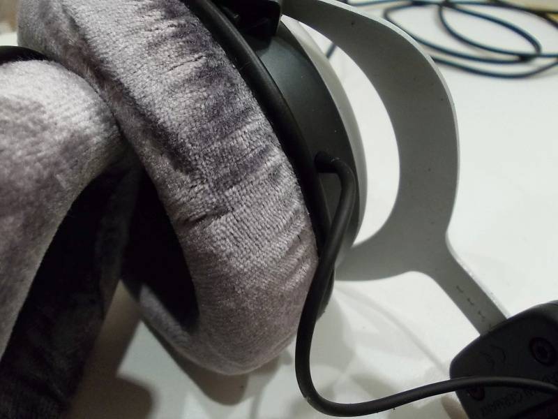 Beyerdynamic dt 990 pro: честный звук без сантиментов | headphone-review.ru все о наушниках: обзоры, тестирование и отзывы