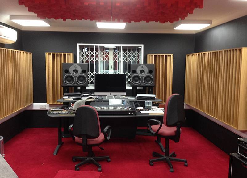 Как открыть свою студию звукозаписи для бизнеса