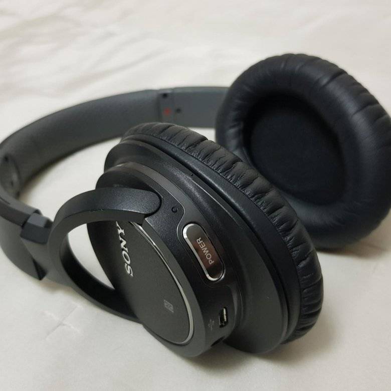 Sony mdr-1a vs sony mdr-zx770bn